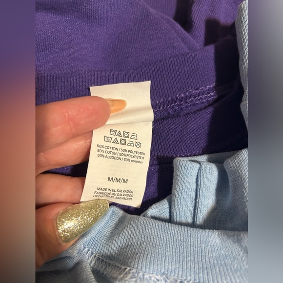 Bundle of 2 Ecosmart Hanes crewneck sweaters- size m - Picture 2 of 11